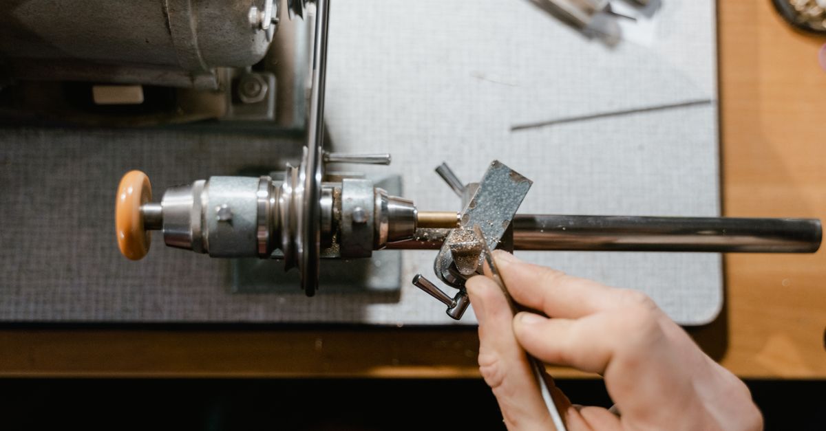 locksmith shop keys — Kingsbridge Locksmith